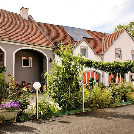 Haus Marianne Hotel Franzhausen Exterior photo